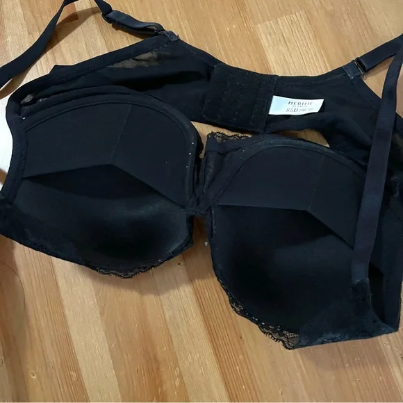 Black Lacy Bra - Picture 4 of 8